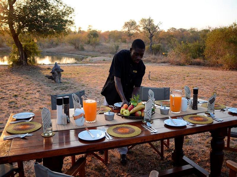Kambaku River Sands Hotel Hoedspruit Buitenkant foto