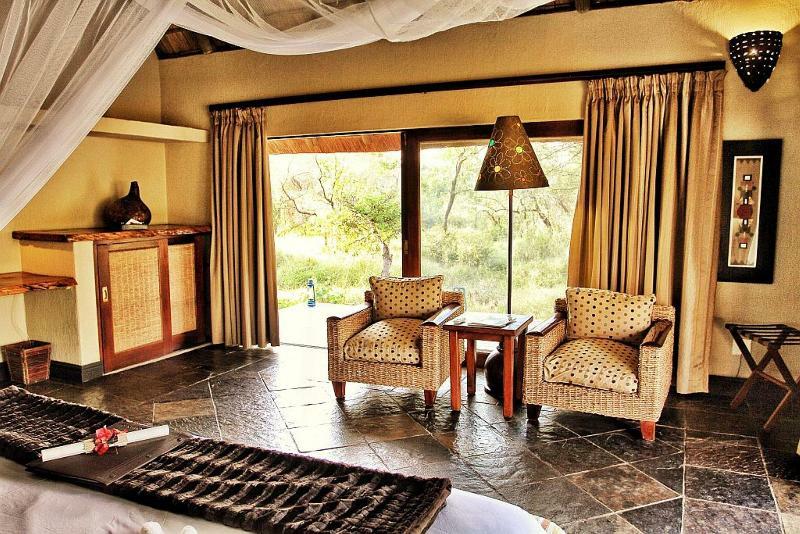 Kambaku River Sands Hotel Hoedspruit Buitenkant foto